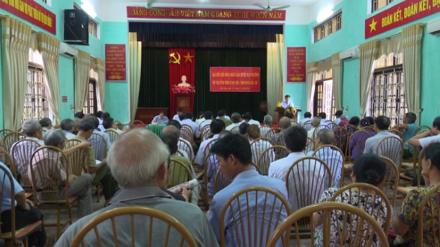 Đại biểu HĐND huyện Đan Phượng tiếp xúc cử tri trước kỳ họp giữa năm